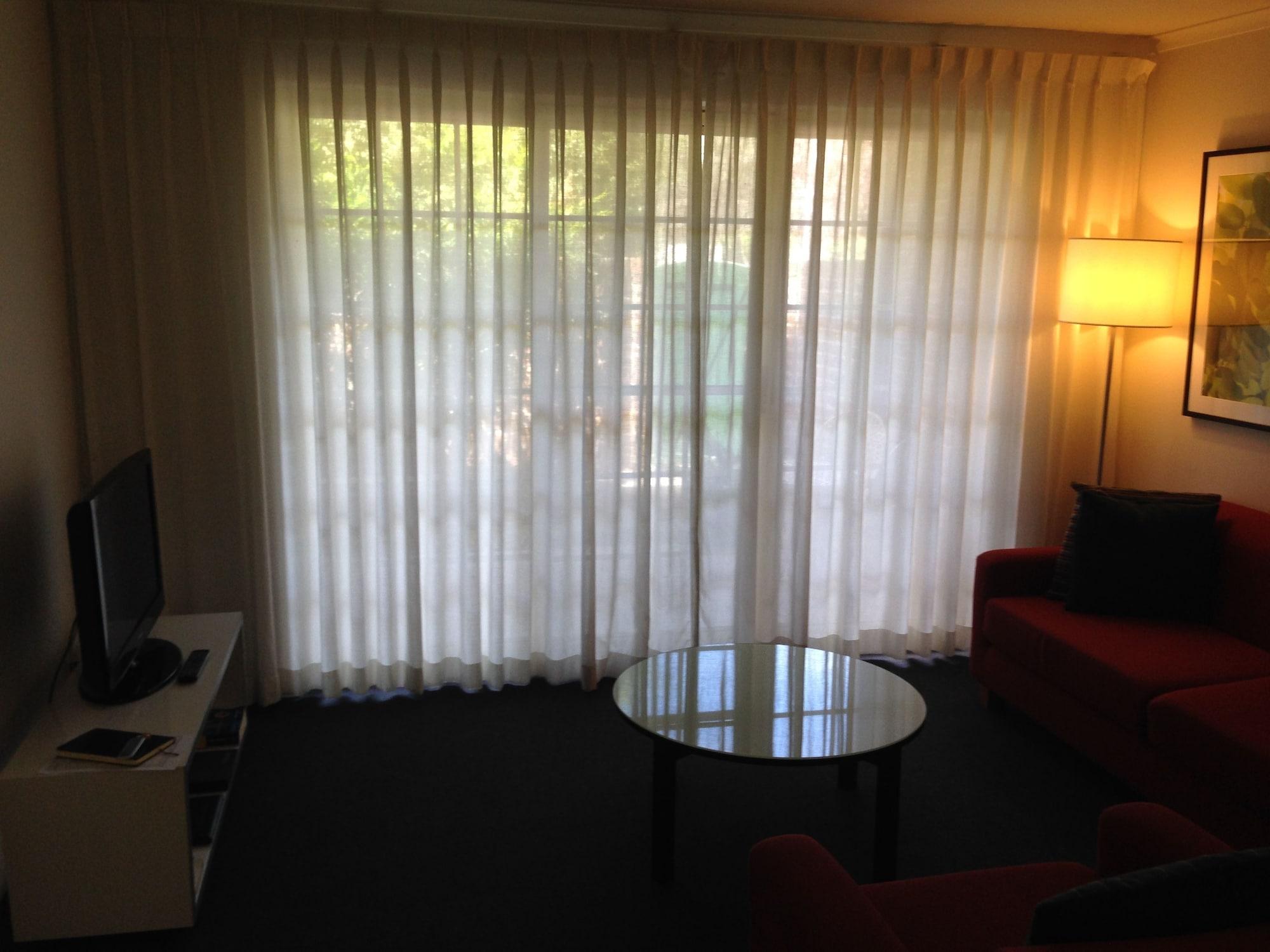 Adina Serviced Apartments Canberra Kingston Eksteriør billede