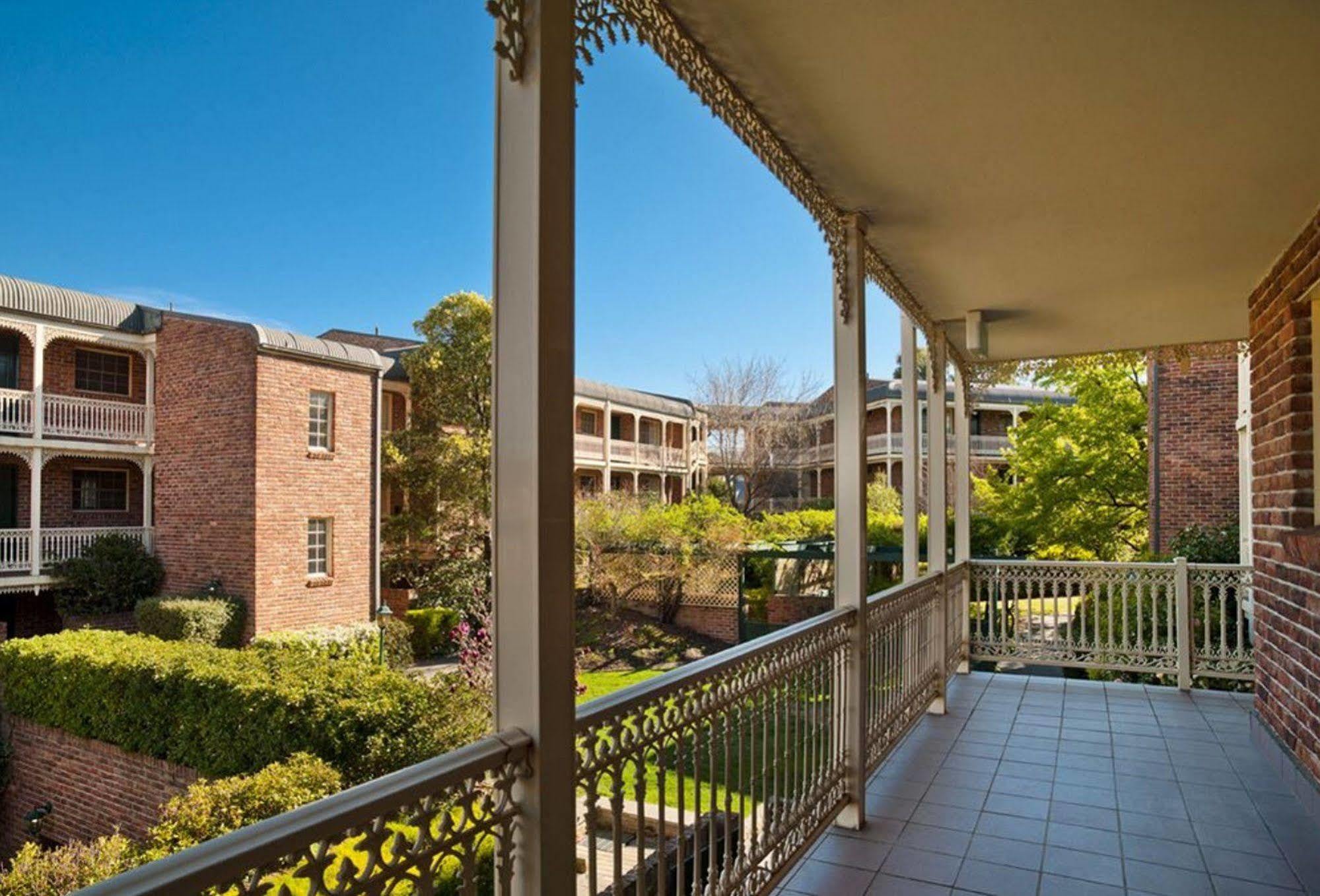 Adina Serviced Apartments Canberra Kingston Eksteriør billede